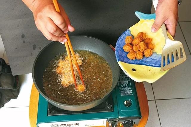 『料理』用什么材质的筷子也有讲究,你知道选哪种筷子才是最合适的嘛?