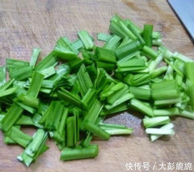 『小炒』牛肉肠炒鸡蛋,鲜香美味的小炒,做法简单便捷