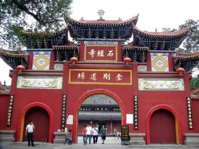  「观音像」那尊乌木观音像找到了，就藏在四川的一座寺庙里，距成都仅40公里