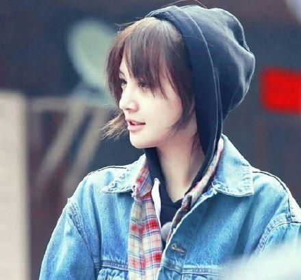 宋茜、郑爽、赵丽颖、赖雨蒙、李沁、刘诗诗 太适合穿牛仔服了吧