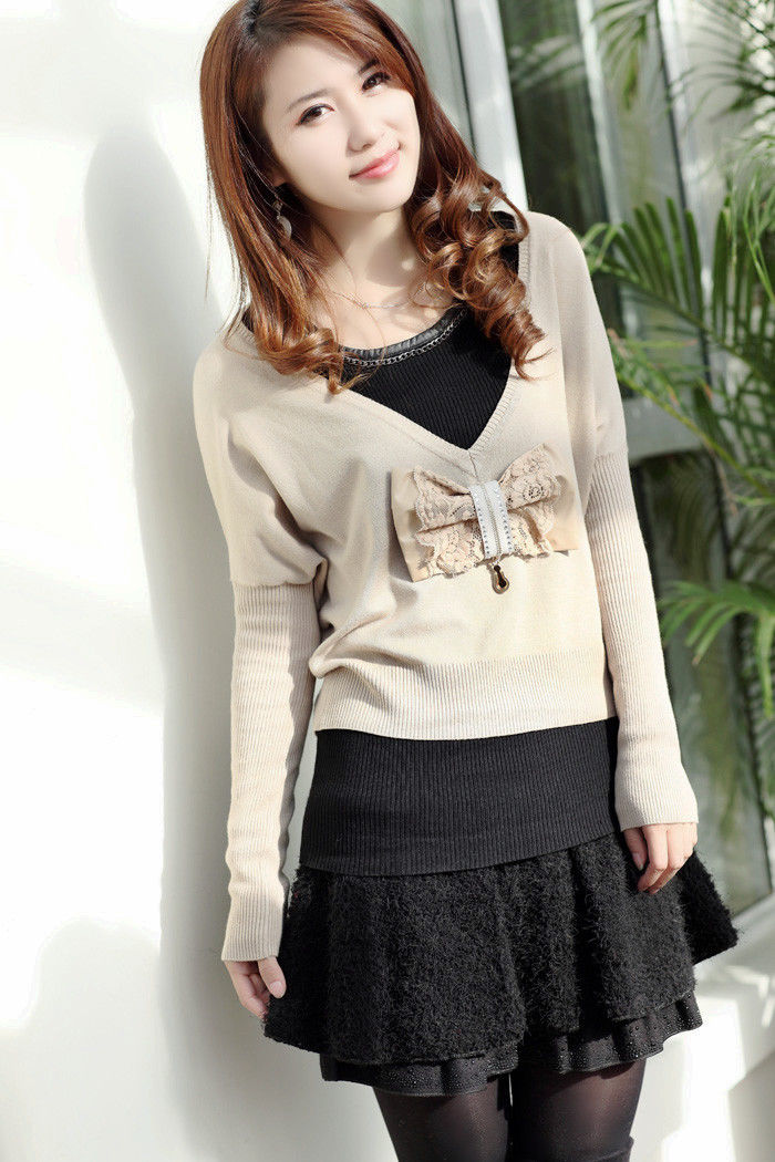 有着青春时尚的艳丽清秀女人