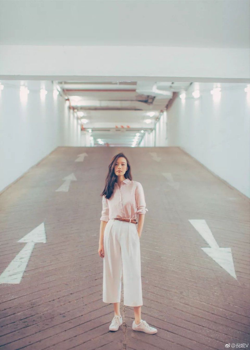 倪妮的这3条阔腿裤我可以穿一夏天，太好看!!