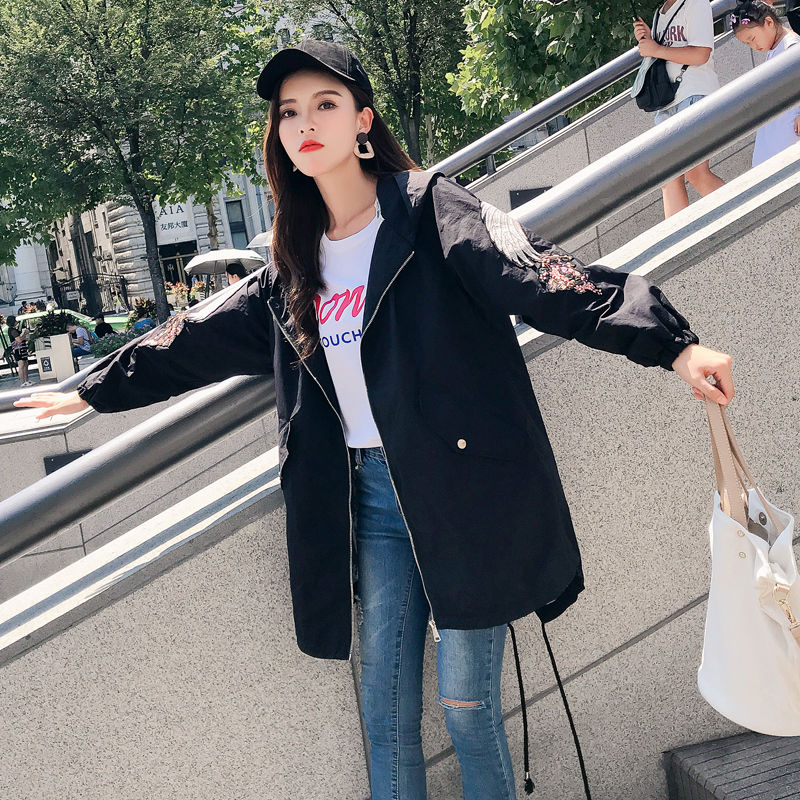 9月渐凉!刚上市就火了“薄款”秋装，搭小脚裤特别美，人见人夸