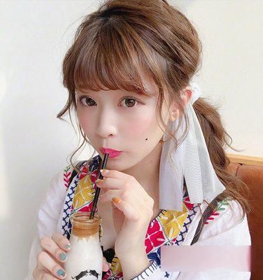 12款炎夏街拍的是清爽扎发头型！