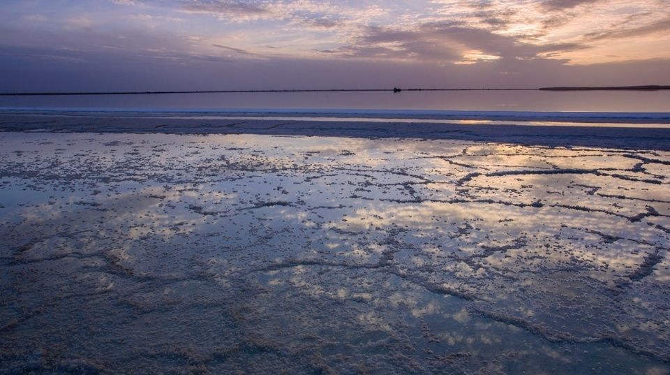  【人类】中国面积最大的盐湖，价值十二万亿，可供全世界人类食