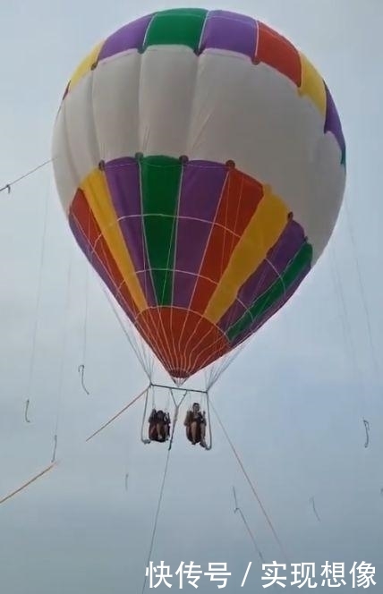 何等绝望!氢气球绳断母子坠亡,经营者涉犯罪,网友:摸摸良心吧