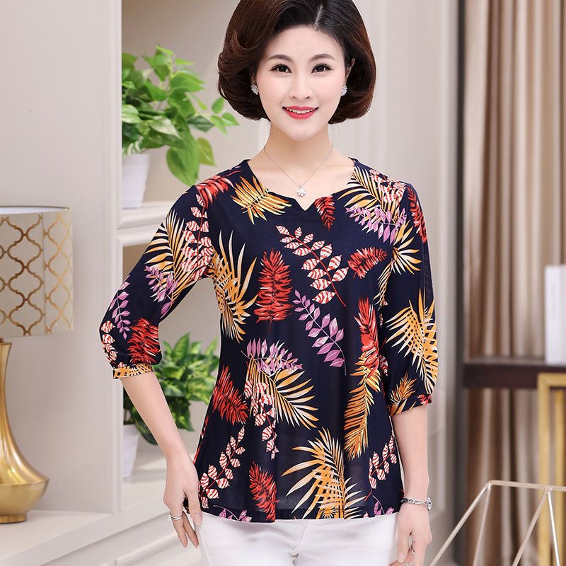 谁说妈妈装太土?下面几款衣服最适合40-50的女人，很好看