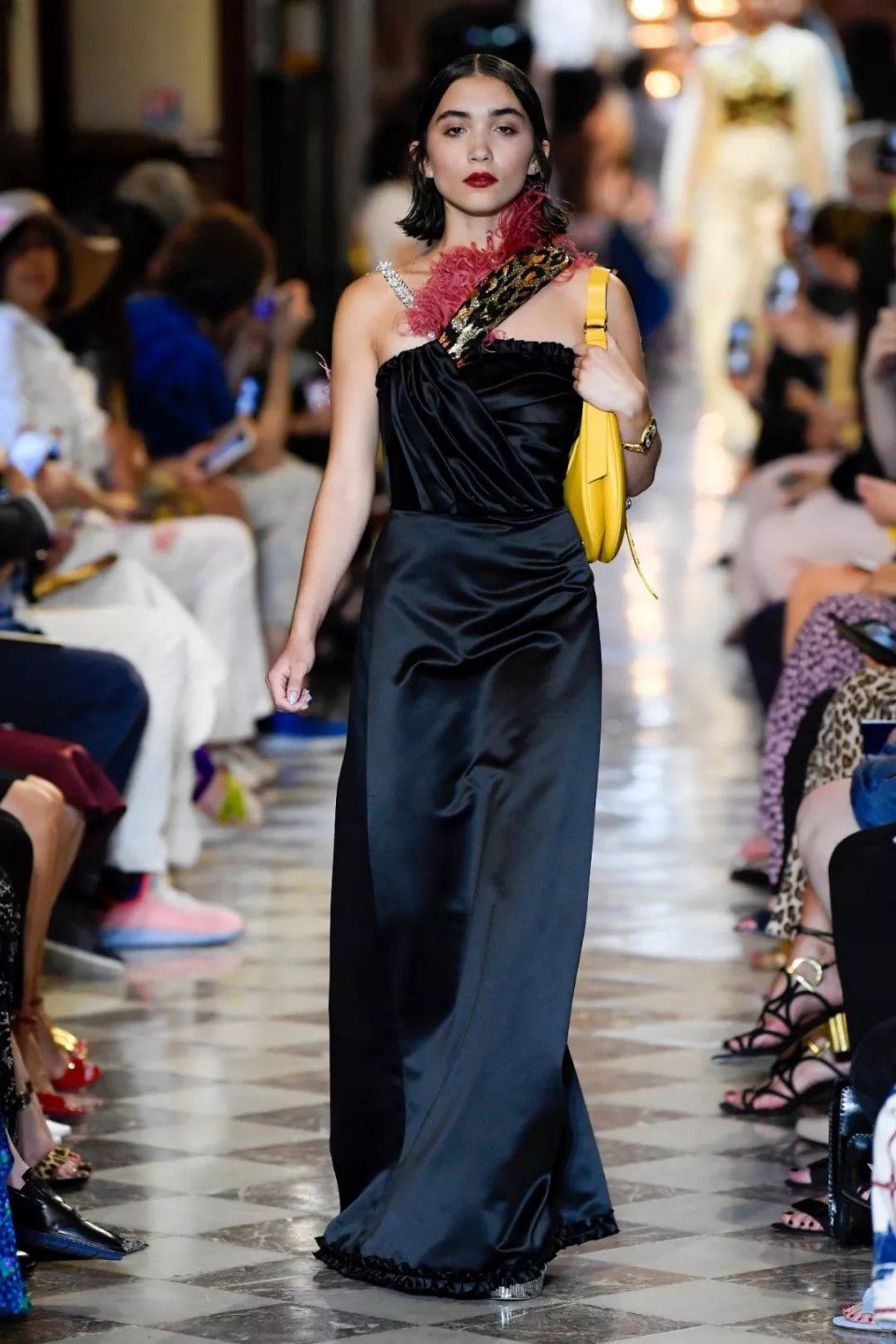 致敬多样性，Miu Miu请来了有史以来最强的“模特阵营”