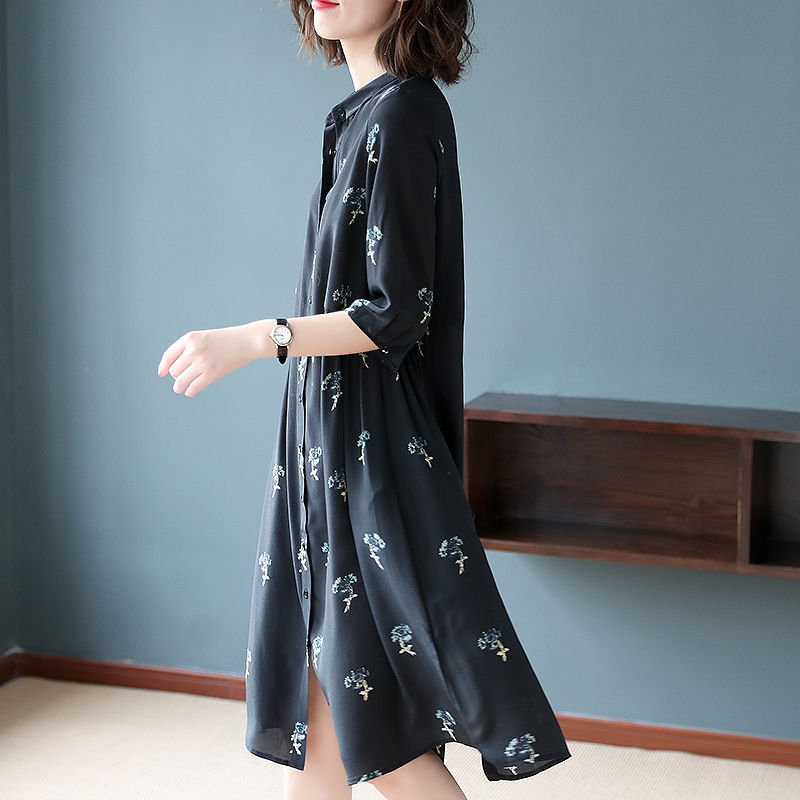 有钱人都爱穿的“衬衫裙”，好穿不贵显年轻，让人穿了还想穿