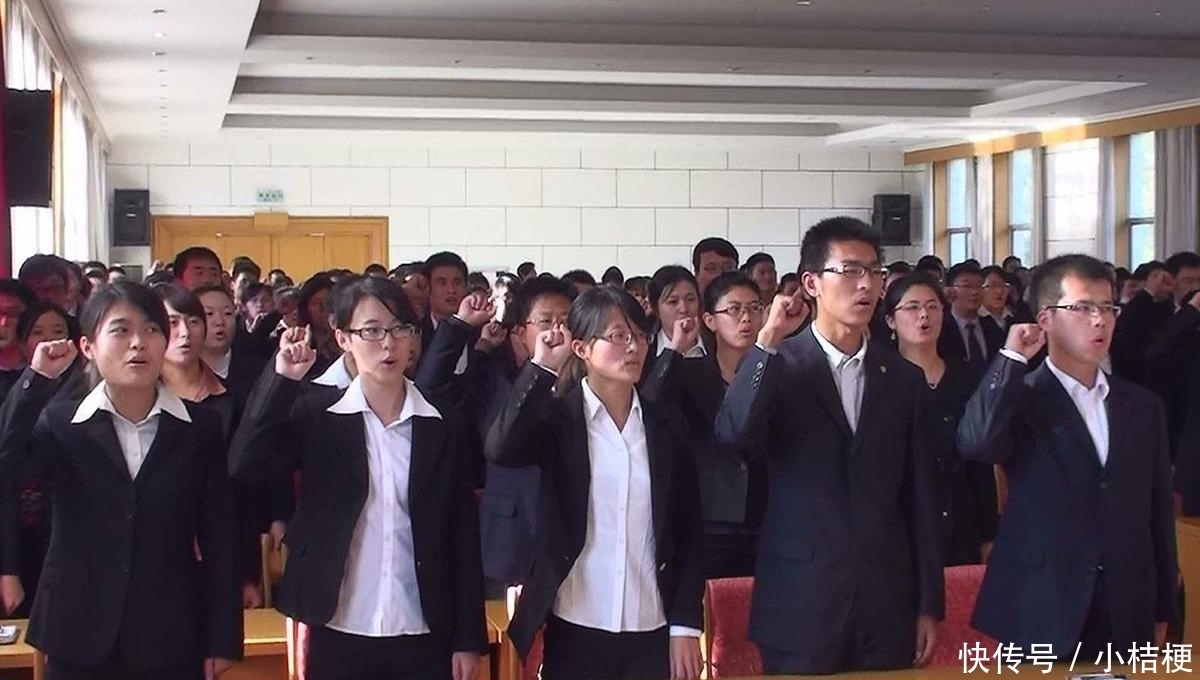  工资：为什么日薪高的农民工却买不起房? 而公务员日薪低却有车