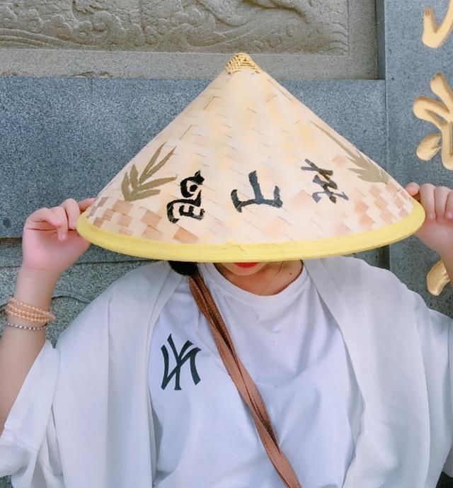 比三亚人少，比青岛消费低!这个高铁直达的小众海岛，景美海鲜多