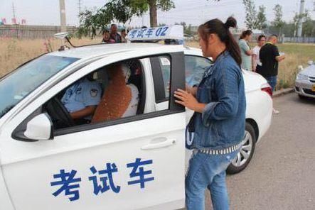 科目三考试挂科5次，学员要接受沉痛的代价，到时候流泪都很正常