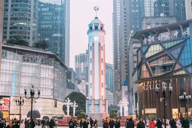 解放碑，凭啥子代表重庆？