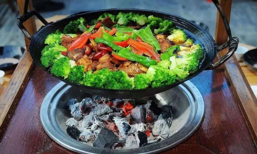 大别山的第二高峰上,天堂寨拥有一百多个瀑布,让你一次看个够【2020热门旅游景点】