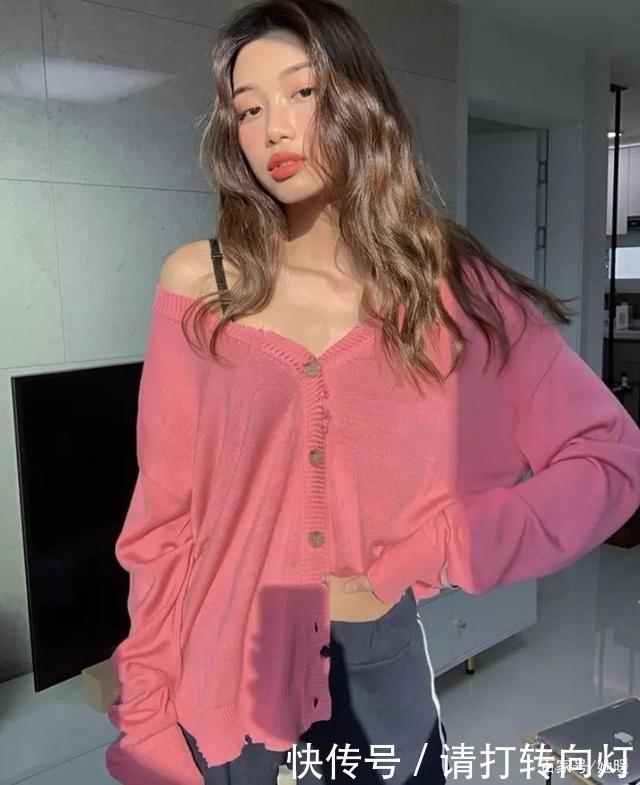  #开挂#今春“ 毛衣 ”开挂了！遮肉显瘦，美到犯规！
