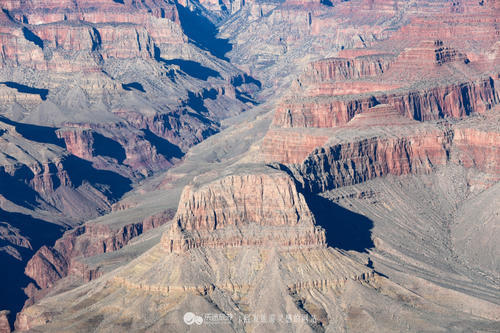 一部“活的地质教科书”，地球上自然界奇景之一