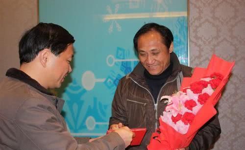  【待遇】中小学教师退休后待遇是怎样的？不同的退休教师，待遇