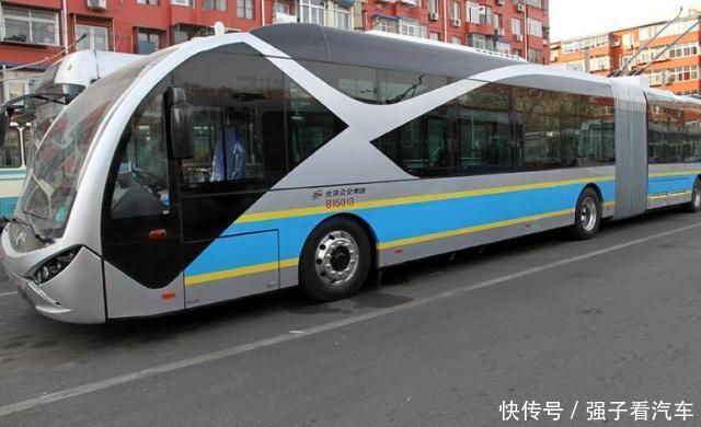 公交车从早运转到晚，一块钱的车费挣钱吗？真相其实很简单