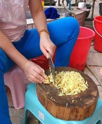 选用最笨的减肥方式，我2个月甩掉40斤，就是每天喝它一看就会