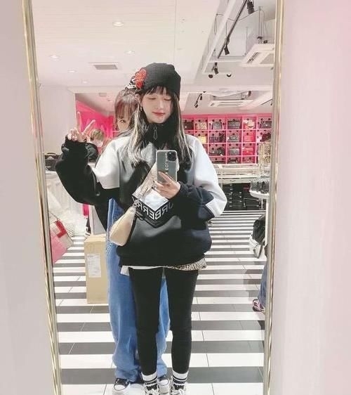 「帽子的搭配」帽子的五种搭配术,每一款都是服装搭配的点睛之笔,这样戴准没错