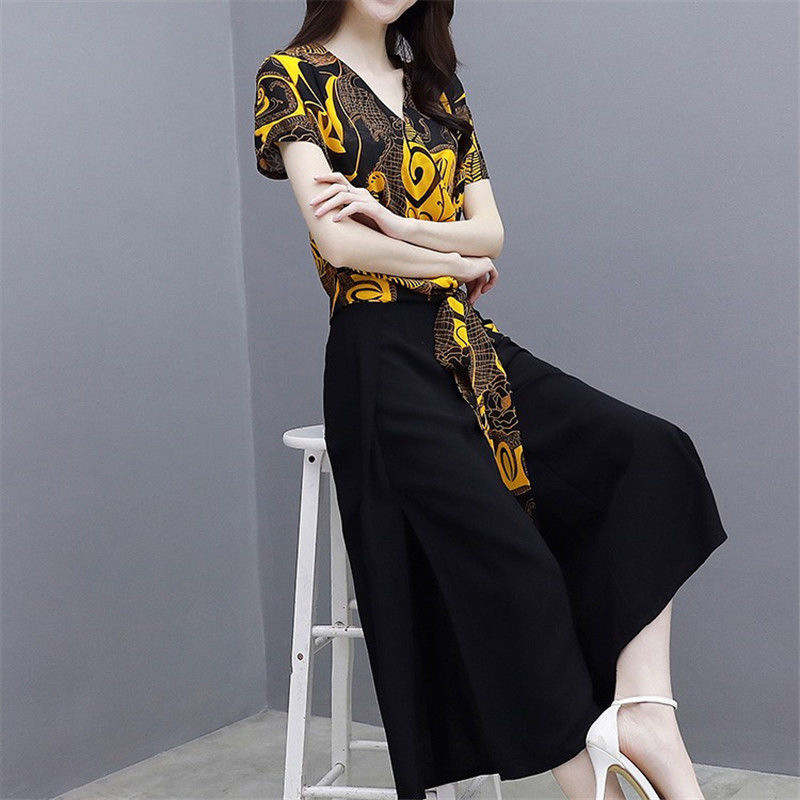 悄悄告诉你奔三女人更适合阔腿装!高贵优雅，让你越穿越有女人味