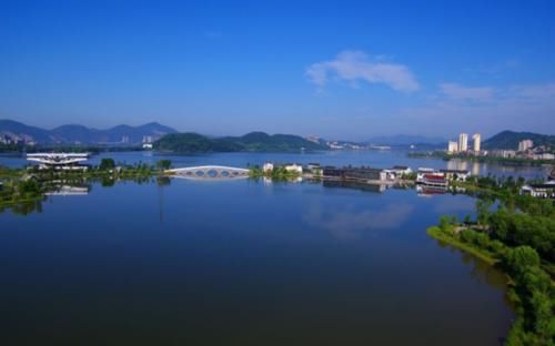  #中国#中国发展“最猛”的超大城市，深圳重庆落榜，未来有望成