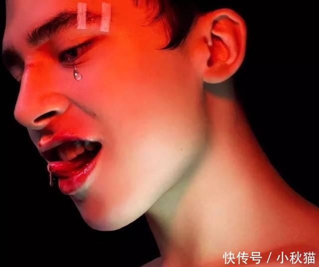 #美妆圈#20岁的他成为了美妆圈新Icon！