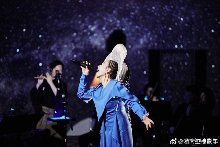  『顶级』米希亚扳回一局，日本顶级歌姬参赛，却总被年轻人压制算什么事？