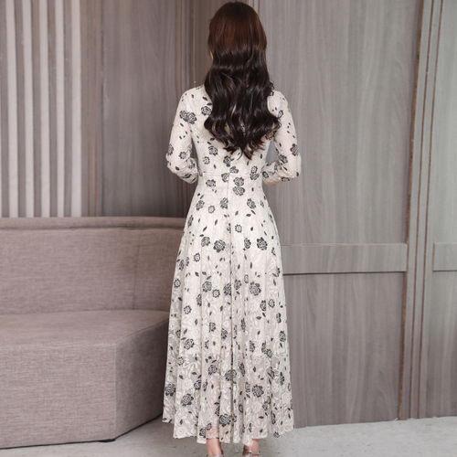 美人心计，“温婉裙”如此撩人可真是老天赏饭吃