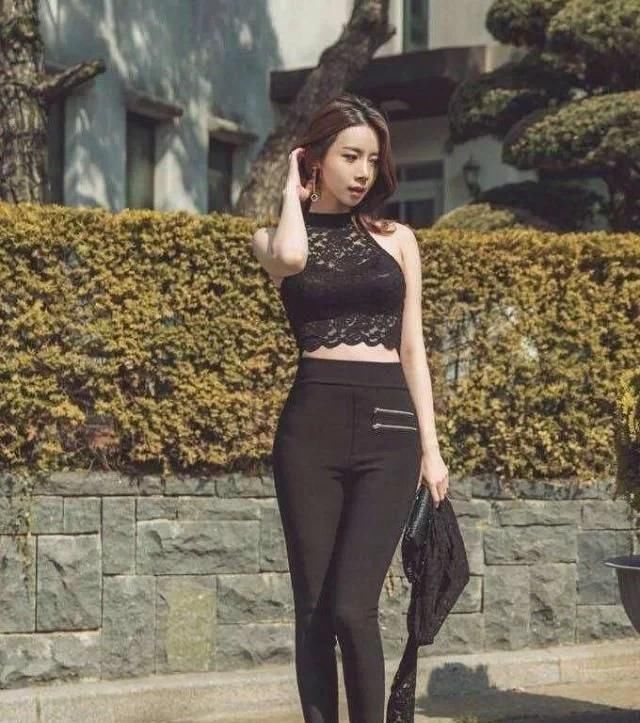  [底裤]打底裤呈现出优雅淑女气质,充满美俏的魅力