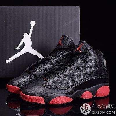 男生夏季穿搭 篇四:男生夏季色彩搭配:黑