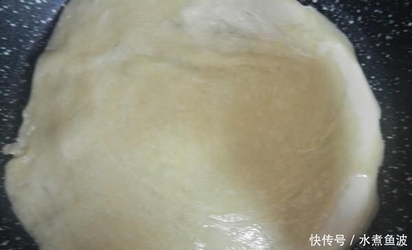  早餐■用它做早餐，不用面粉不用水，爆浆流汁胜披萨，老人孩子最喜欢
