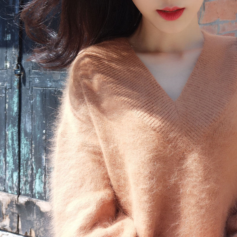 今年的新款貂绒毛衣火翻了,比皮草还洋气,显瘦减龄,谁穿谁美嫩