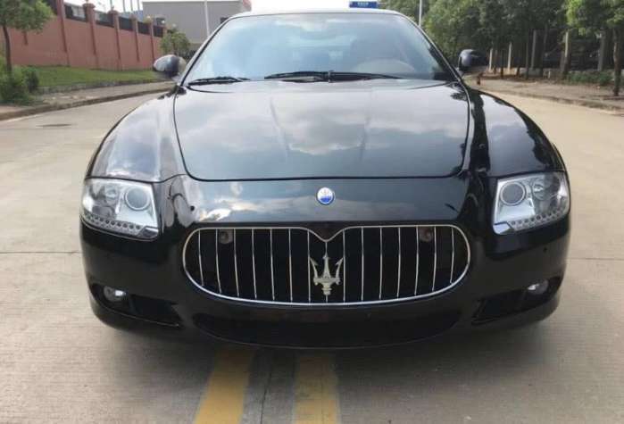 白色车和黑色车差距有多大? 看完第一点, 车主: 多亏自己命大！