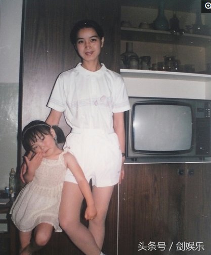 镜头记录下上世纪八十年代的纯天然中国女性