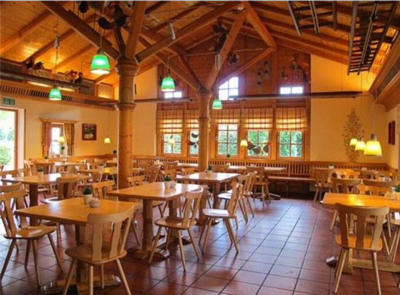 德国和中国的高速公路服务区对比看完才知道什么叫“服务”