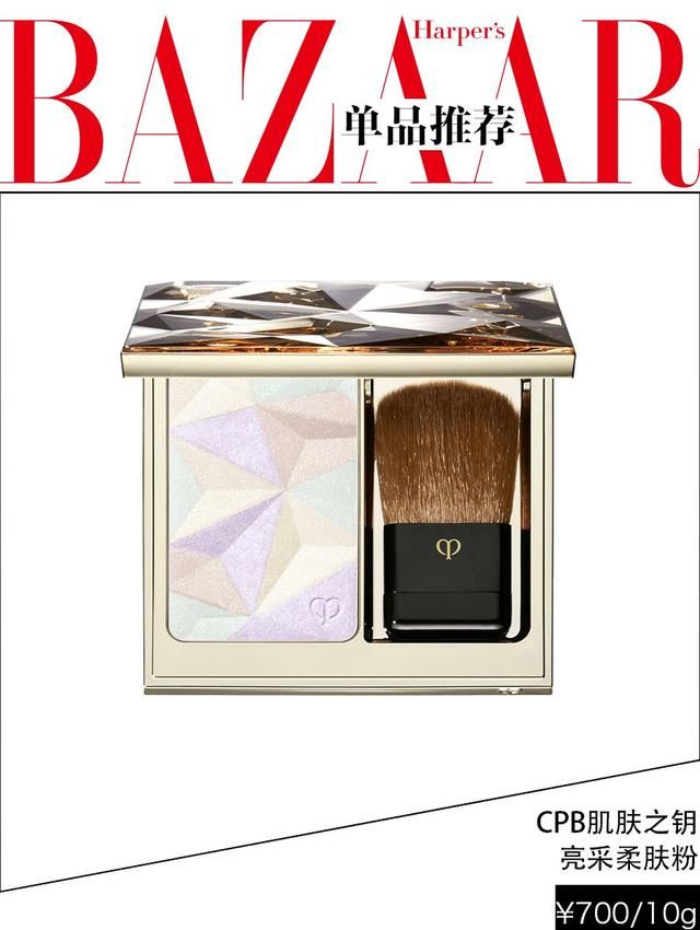 Hailey成功“上位”拿下Bieber，一个月赢了九年的秘密了解一下！