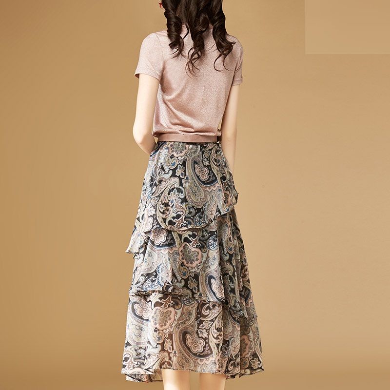 聪明的女人都不再穿爱走光的短裙了，9款流行套装，件件美的扎心