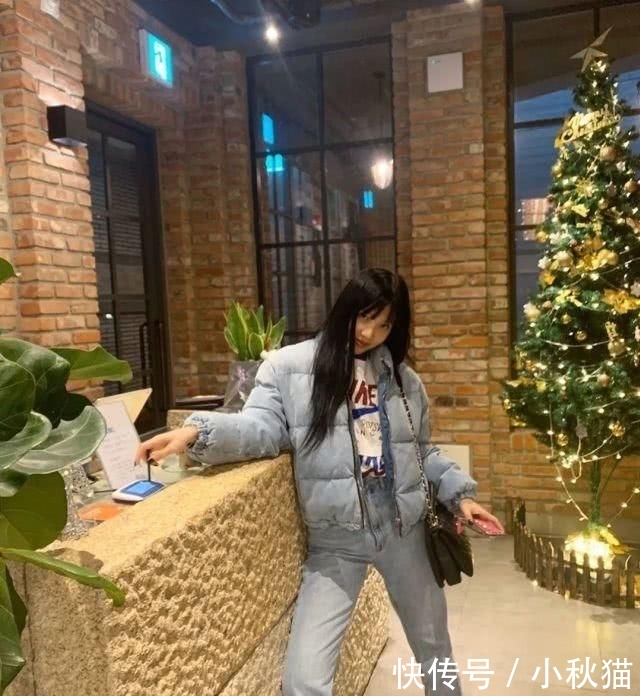 『适合』皮肤黑怎么穿?流行色不一定适合你,学刘雯、允儿穿这3个显白色