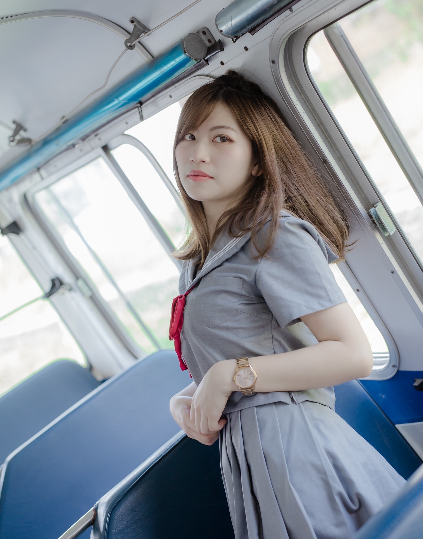  [写真]美女写真图集第56期：靓丽美女林温蒂校服写真上