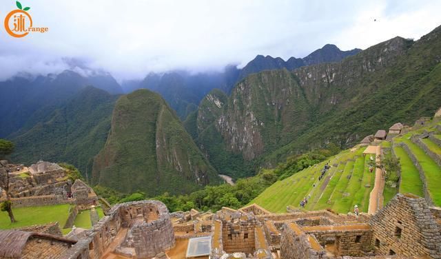 它被称为天空古城，建在1000多年前梯田之上，却被隐藏四个多世纪