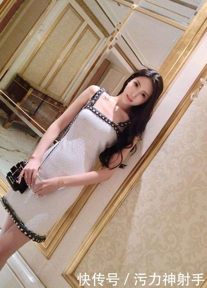 街拍模特:身材颜值,让你除了美说不出任何形容的话!