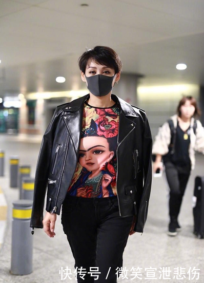 宁静因为耿直被热议，46岁的她打扮起来还是御姐，谁能说她老