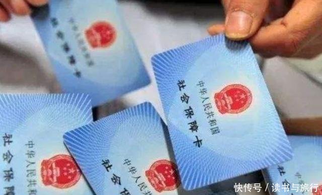 假如每年交6000元社保，十五年后，我们能够领取到多少退休金
