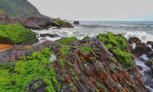 风景不亚于三亚的海南旅游城市，景色优美，是一个旅游休闲度假的