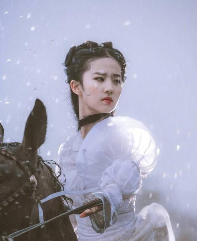 『刘亦菲』刘亦菲有哪些神图, 从小到大美的惊艳