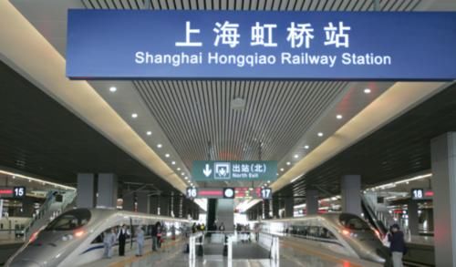  我国@我国最“繁忙”高铁站，平均84秒一趟高铁，不在北京也不在