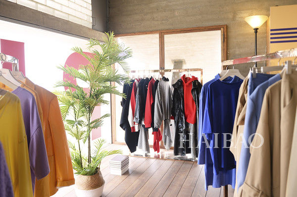 PLAY LOUNGE联合阿那亚『TI.VOLI破界』时尚艺术设计展开幕