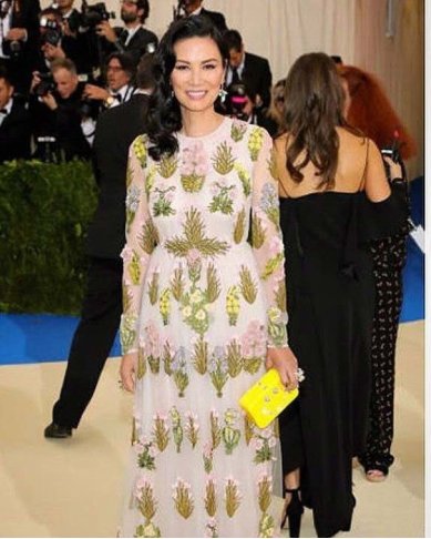 纽约时装周团宠!波司登为何吸引众多国际大咖看秀?