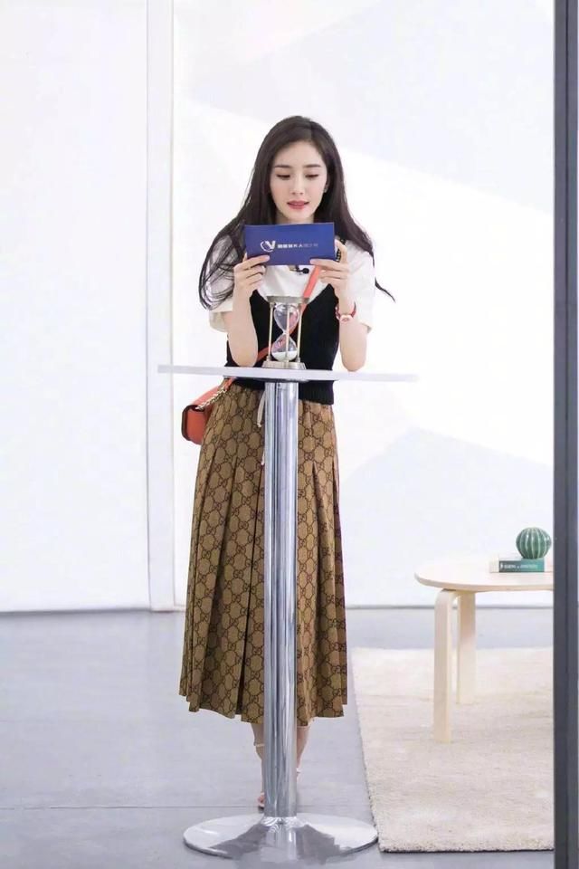 大幂幂上线开撩｜教你百变幂式穿搭